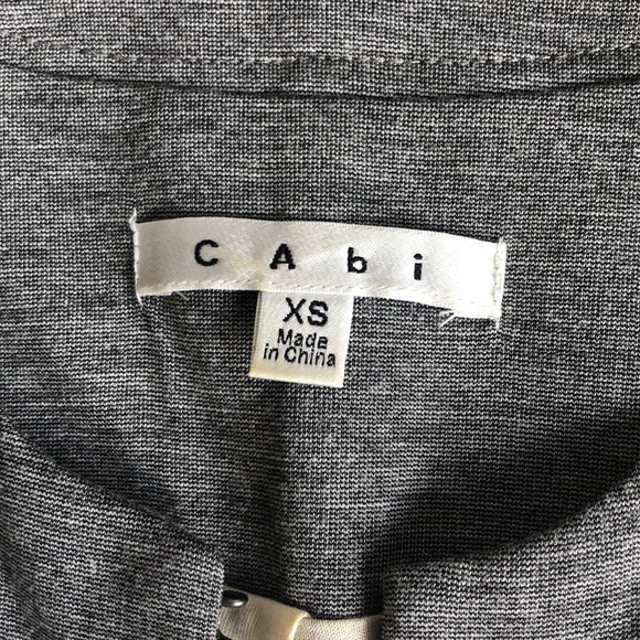 XS CAbi cropped spring jacket - Picture 2 of 7